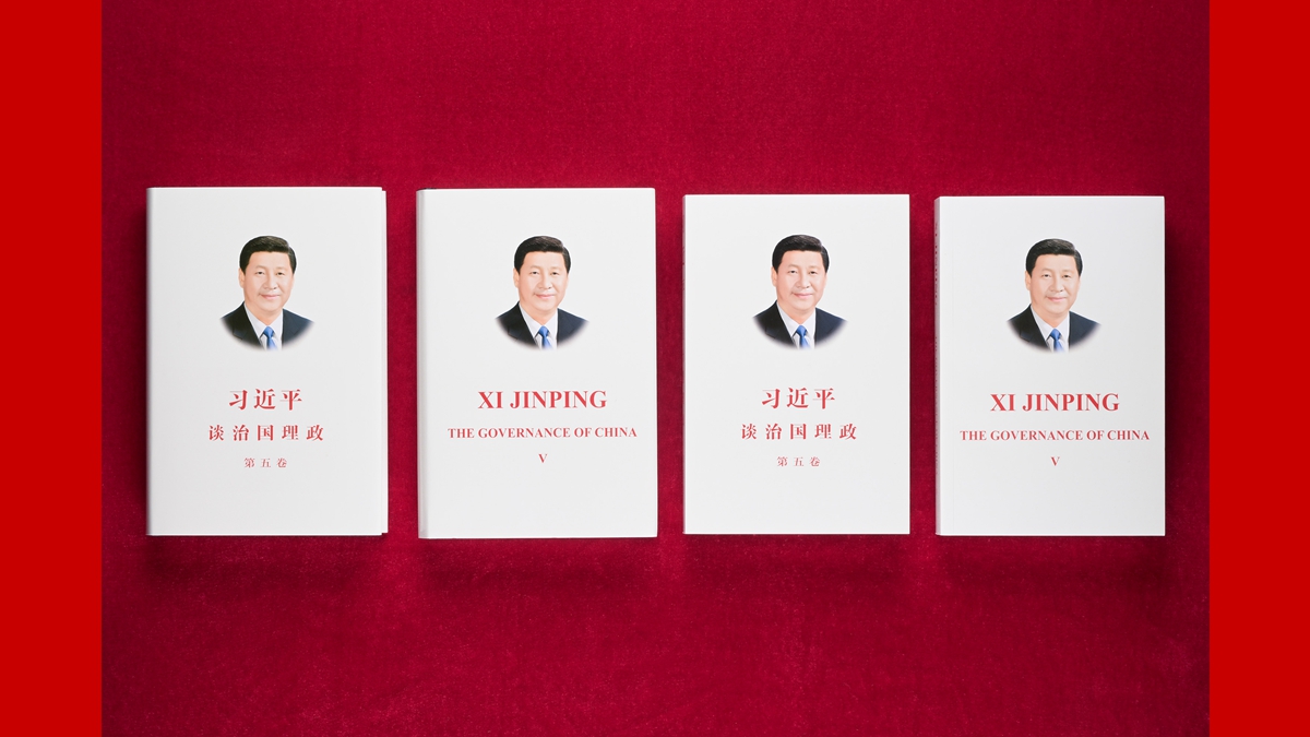 Chinesische und englische Version des fünften Bands von Xi Jinpings „China regieren“ veröffentlicht