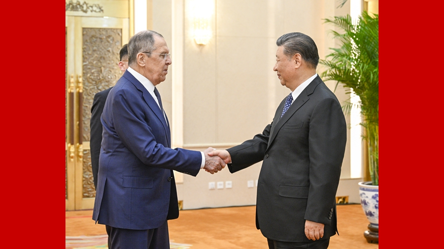 Xi Jinping empfängt den russischen Außenminister Sergej Lawrow