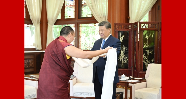 Xi Jinping erteilt Panchen Erdeni Qoigyi Gyaibo Audienz