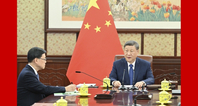 Xi Jinping trifft Hongkonger Chefadministrator John Lee