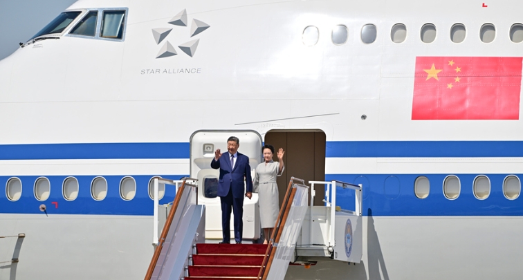 Xi Jinping trifft in Kirgisistan zum SCO-Gipfel und zu einem Staatsbesuch ein